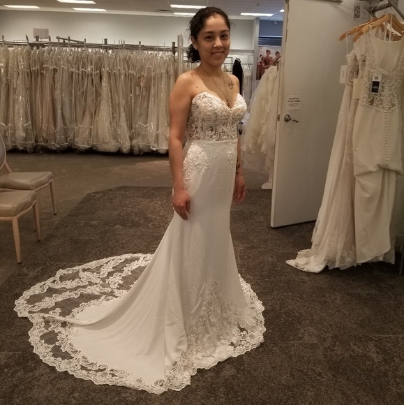 Wedding dress